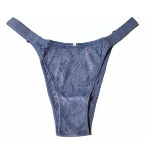 Victorias Secret PINK Lace Brazilian Panty Size Small NEW